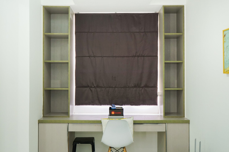 Spacious Studio Room Menteng Square Apartment By Travelio, Central Jakarta