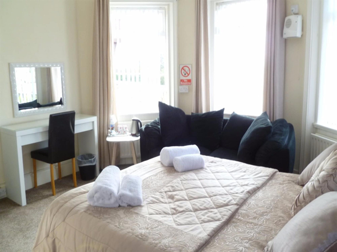 Bedroom 2, Greenlaw Guest House, Dumfries and Galloway
