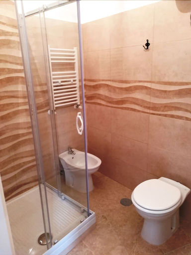 Bathroom 4, Domusrealstella, Napoli