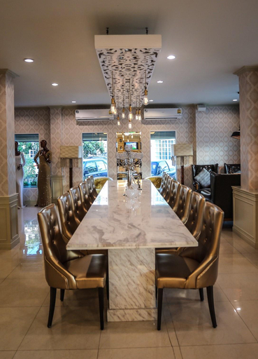 Food & Drinks 5, Westgate Residence Hotel, Bang Yai