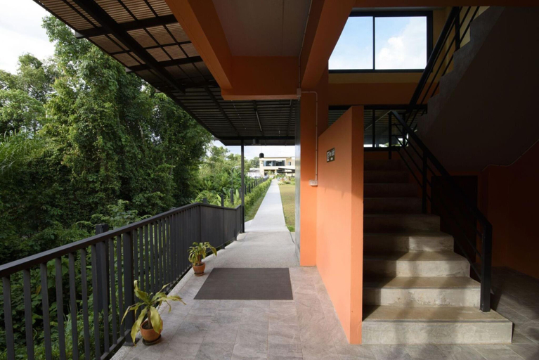 Public Area 3, Srisuksant Urban, Nua Khlong
