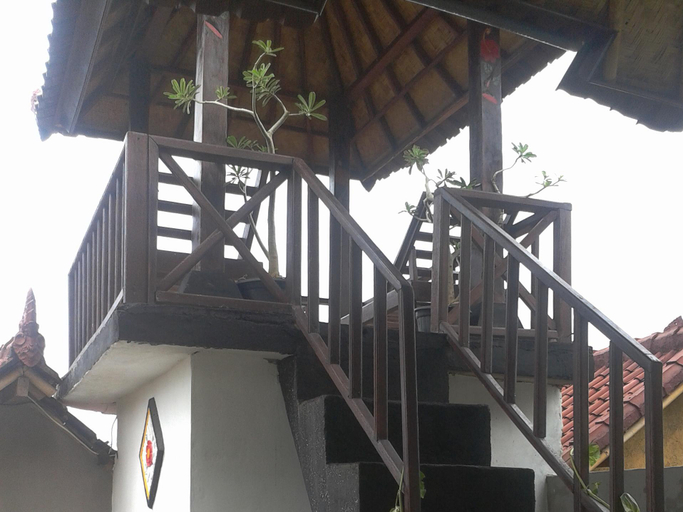 Exterior & Views 2, Bukit Indah Homestay, Karangasem