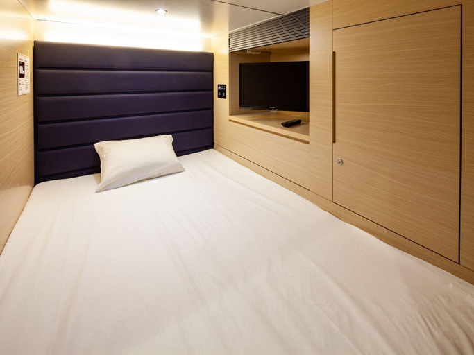 Bedroom 3, Y S Cabin Hotel Naha, Naha