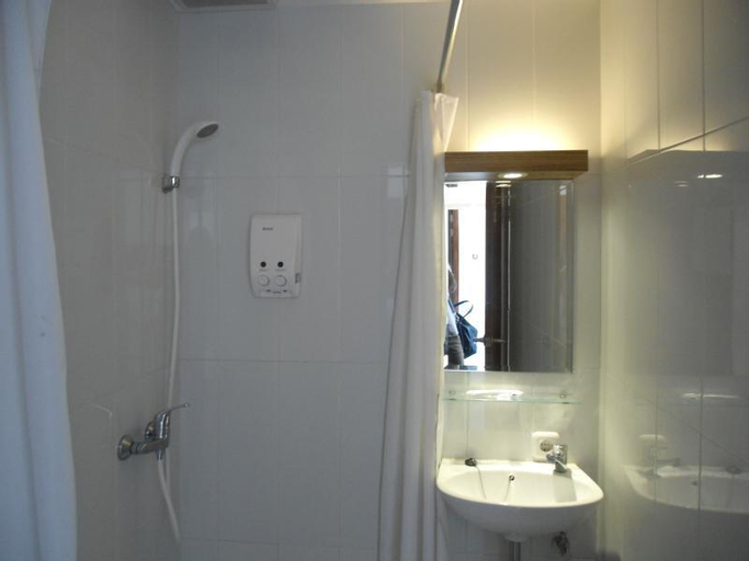 New Moonlight Hotel, Bandung