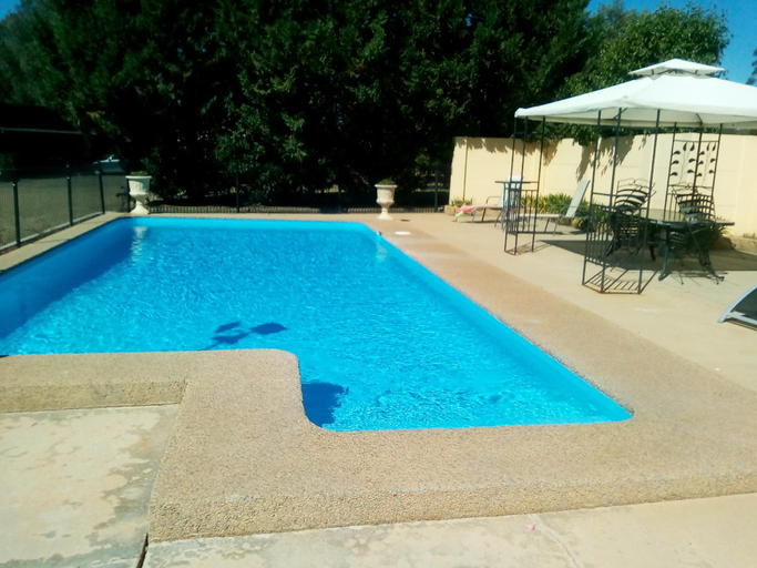 Sport & Beauty 5, Burringa Motel, Wagga Wagga - Pt A