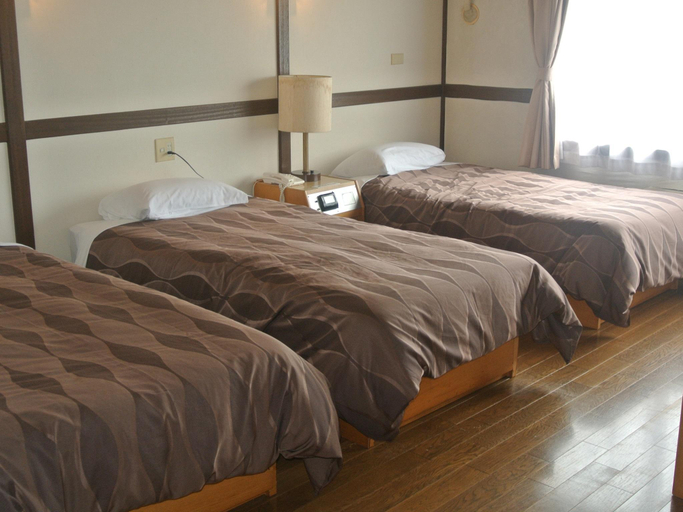Bedroom, Biwako Plaza, Lake Biwa