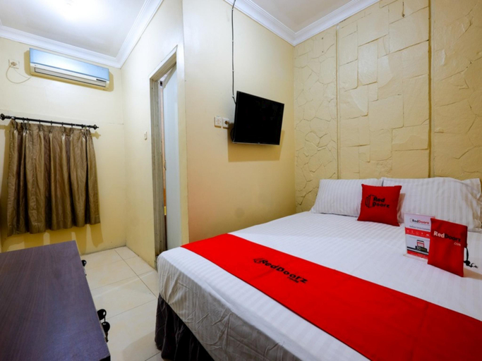 Bedroom, RedDoorz @ Jalan Setiabudi Semarang, Semarang