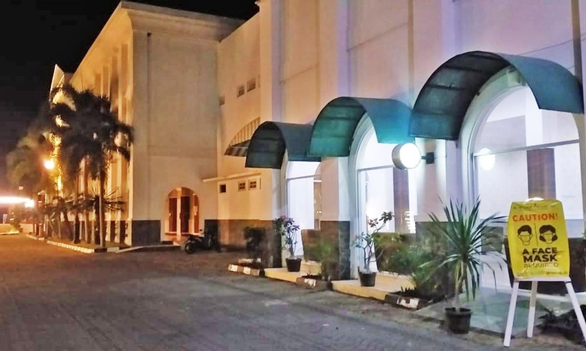 AL AZHAR AZHIMA Hotel Resort and Convention, Solo