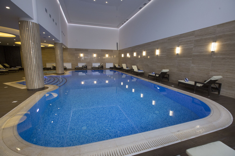 Ararat Resort,