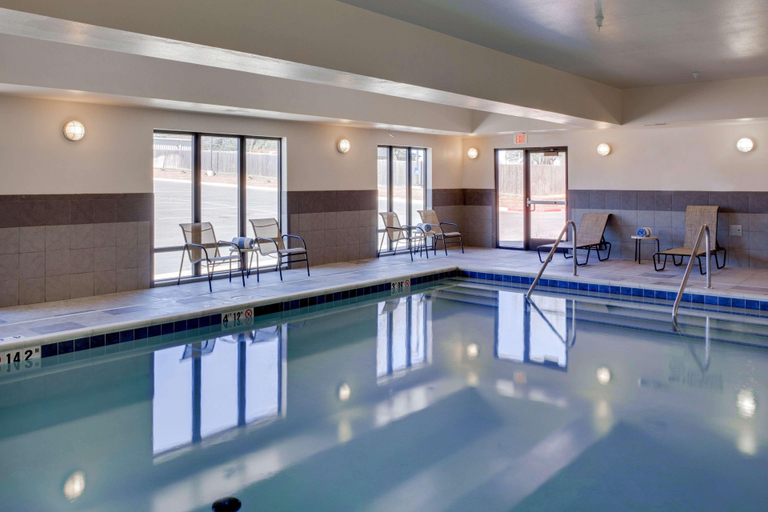 Sport & Beauty 2, Hampton Inn Chickasha, Grady