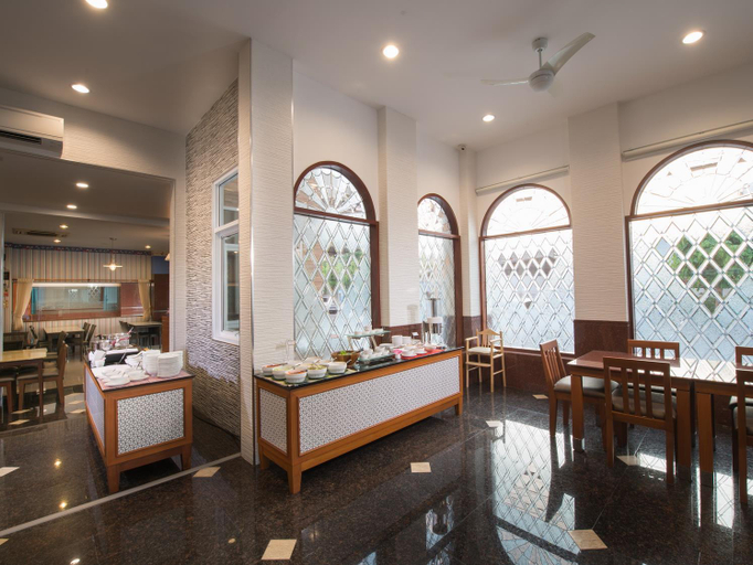 Food & Drinks 5, Nartsiri Residence, Muang Ubon Ratchatani
