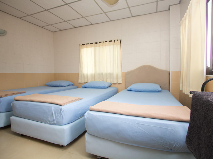 Bedroom 3, At Home Guest House, Phra Nakhon