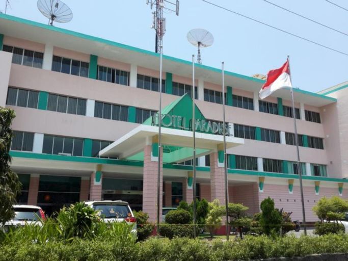 Paradise Hotel Karimun, Karimun