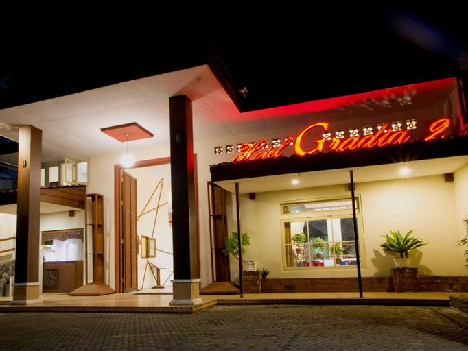 Family Hotel Gradia 2, Malang