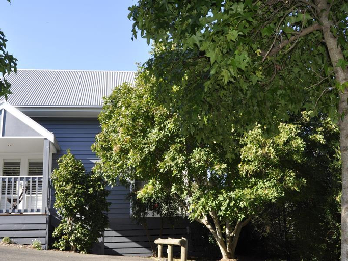 Exterior & Views 2, Lake Orchard Villas 1 - Daylesford, Hepburn - East