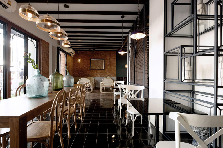 Food & Drinks 5, KhunLuang Hostel - Adults Only, Muang Chiang Mai