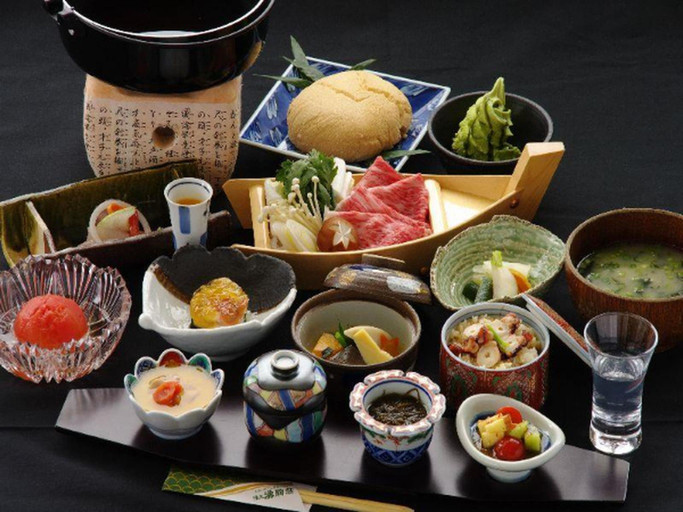 Food & Drinks, Yumoto Yukomaso, Higashikawa