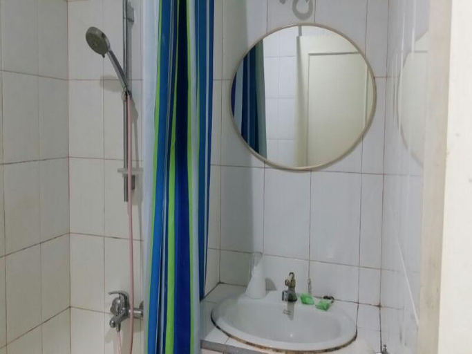 Bathroom 4, Hotel Laut Jaya Tanjung Pinang RedPartner, Tanjung Pinang