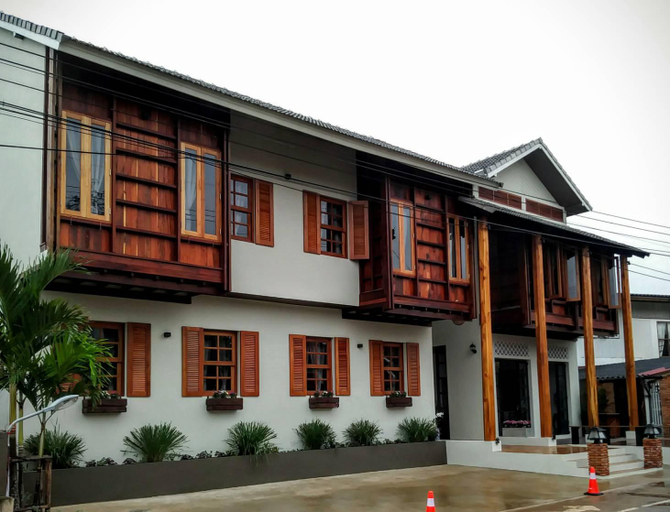 Exterior & Views 5, Phumin Place Hotel, Muang Nan