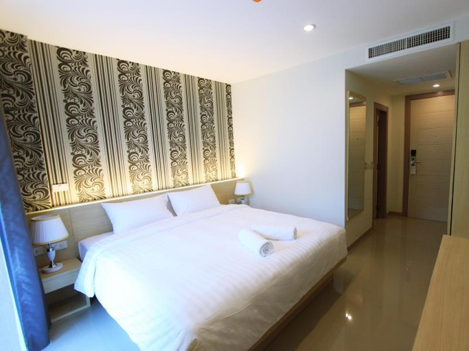 Bedroom 2, Ocean and Ole Patong Hotel, Phuket Island