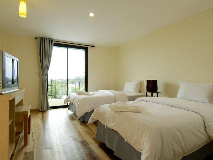 Bedroom, Jerung Hotel, Takua Pa