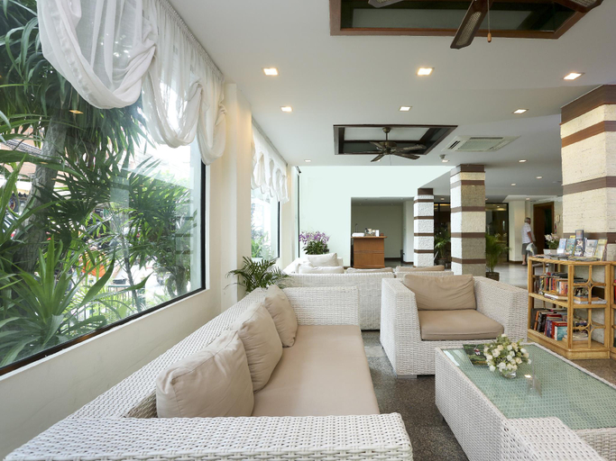 Public Area 2, The One Hotel Bay Breeze Pattaya, Pattaya