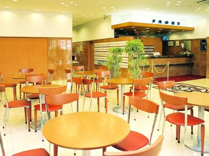 Food & Drinks, Toyoko Inn Hokkaido Tomakomai Ekimae, Tomakomai