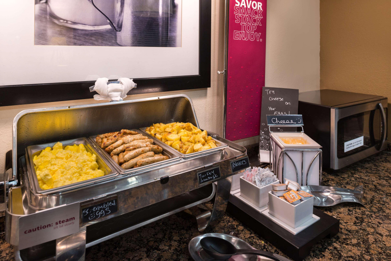 Food & Drinks 5, Hampton Inn & Suites Orlando/East UCF Area, Orange