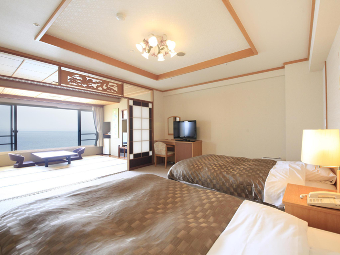 Bedroom 3, Heiseikan Shiosaitei Hanatsuki Annex, Hakodate