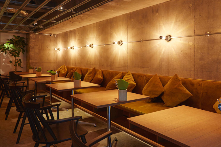 Restaurant & Bar 3, Hotel & Hostel Kikka Tokyo, Chiyoda
