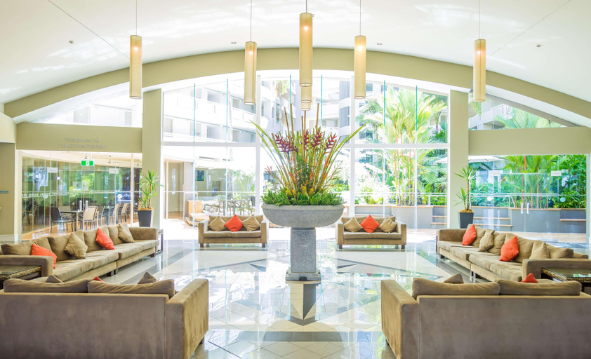 Public Area 4, DoubleTree by Hilton Hotel Cairns, Cairns