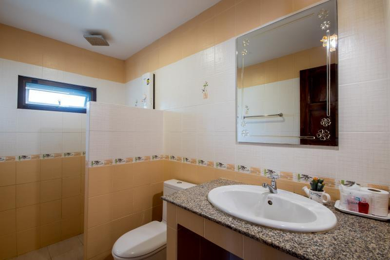 Bathroom 4, La-or Resort, Hua Hin