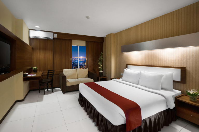 Bedroom, Garuda Plaza Hotel, Medan