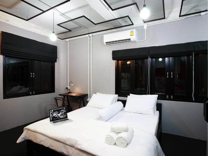 Bedroom 4, Meroom, Phuket Island