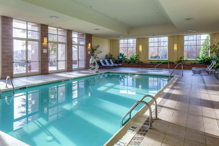 Sport & Beauty 2, Hilton Charlotte Airport, Mecklenburg