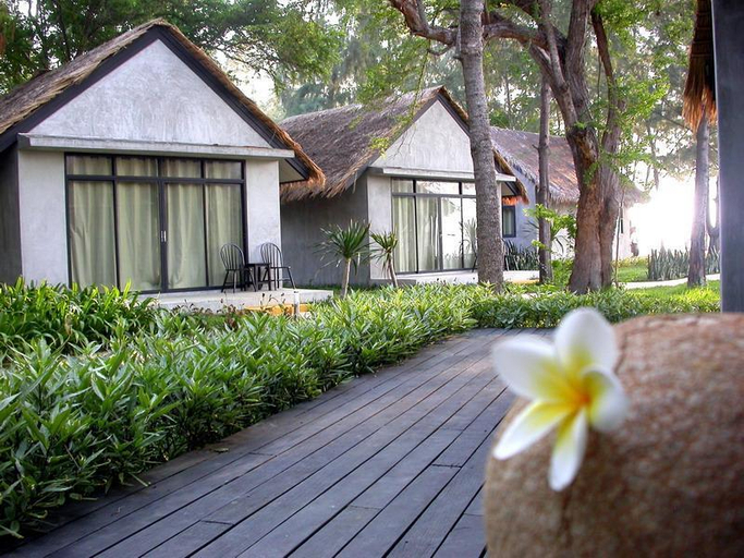 Exterior & Views 2, Casuarina Resort, Tha Yang