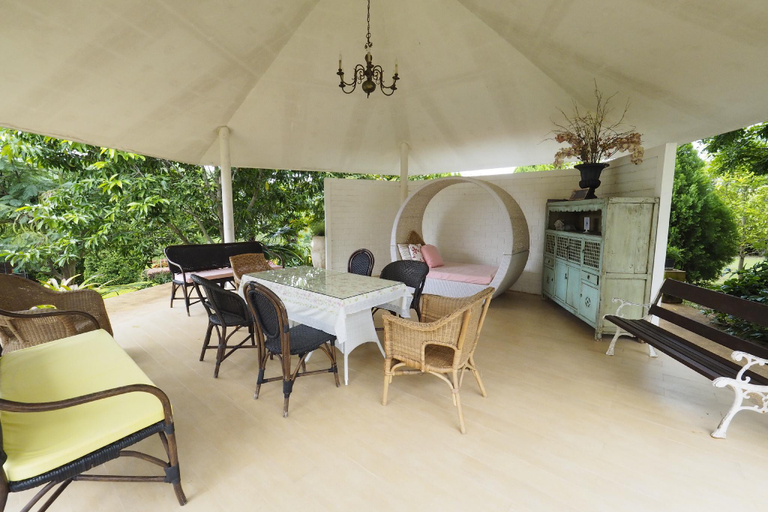 Public Area 2, Baan Ing Khao, Pak Chong