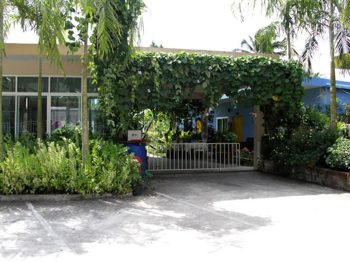 Exterior & Views 2, Rommai Rimnaam Resort, Muang Ranong