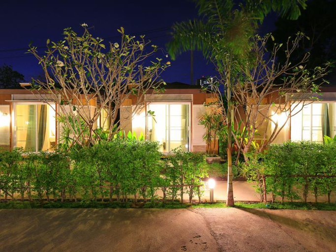 Exterior & Views, Resort M Bangkok - BTS Onnut, Wattana