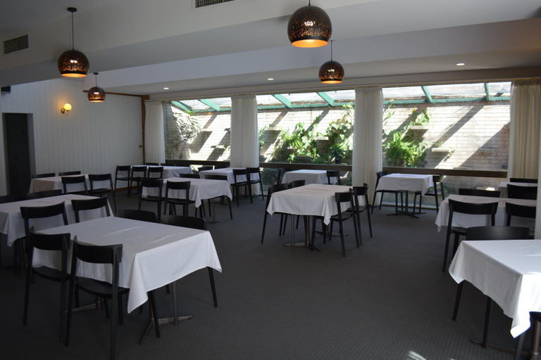 Food & Drinks 5, Spa Village Travel Inn, Moree Plains