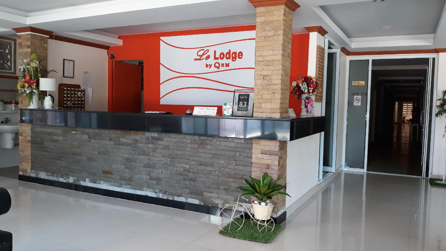 Public Area 3, Chumphon Travelodge Hotel, Muang Chumphon