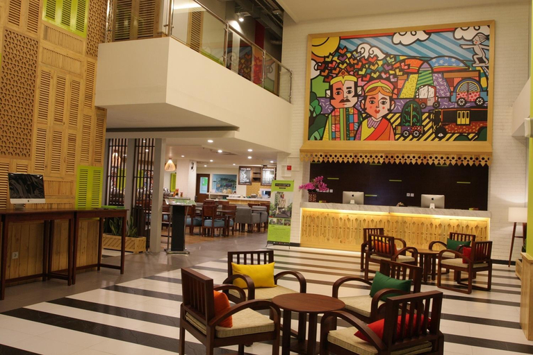 Food & Drinks 5, MaxOneHotels.com @ Kramat, Central Jakarta