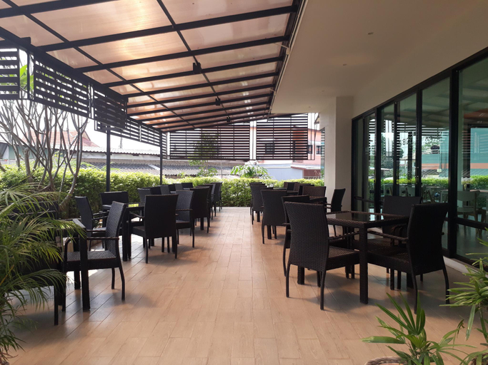 Others 3, A BIZZ Hotel, Rong Kwang