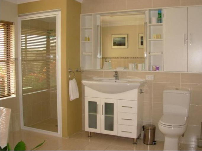 Bathroom 4, Bathurst Heights B&B, Bathurst Regional - Pt A