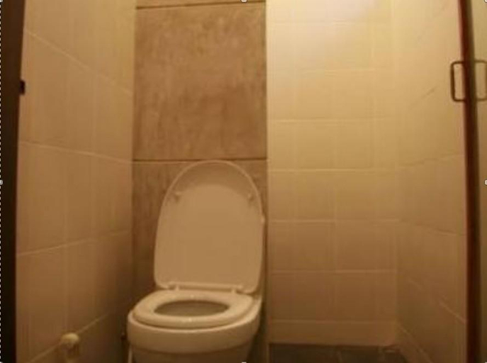 Bathroom 4, Baan Ma Feung Guest House, Muang Kanchanaburi