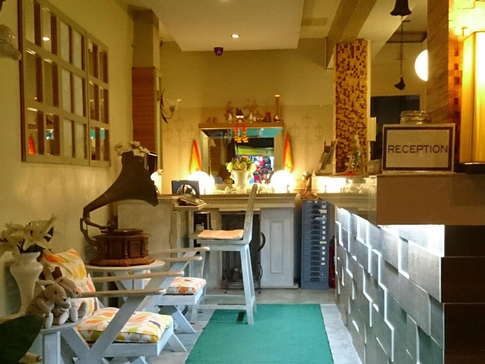 Limburi Hometel, Phuket Island