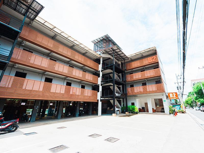 Exterior & Views 1, B2 SANTITHAM HOTEL, Muang Chiang Mai