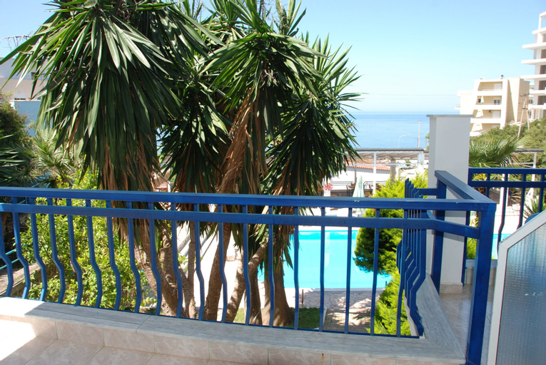 Hotel Dea, Sarandës