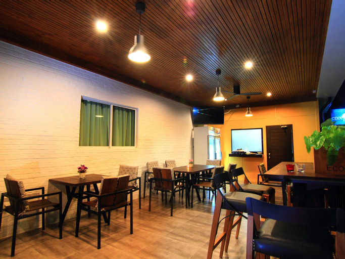Food & Drinks 4, Cool Residence, Phuket Island