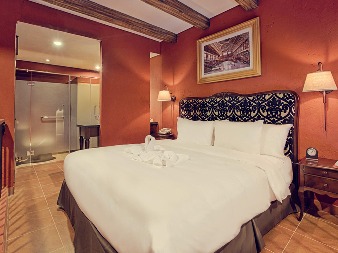 Bedroom 12